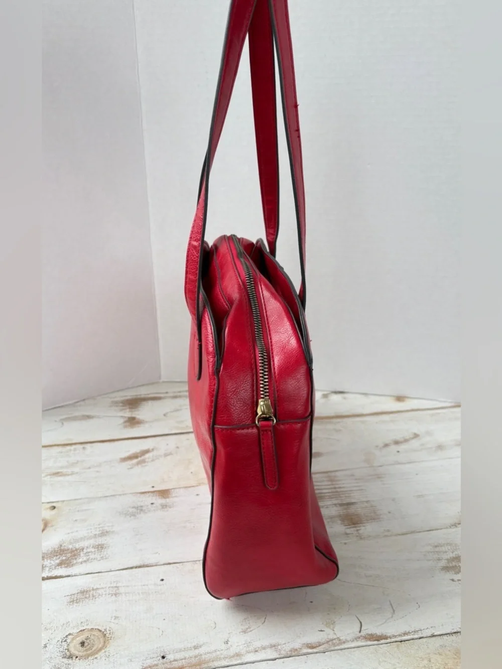 Liz Claiborne lipstick red vintage satchel shoulder bag purse vegan leather EUC